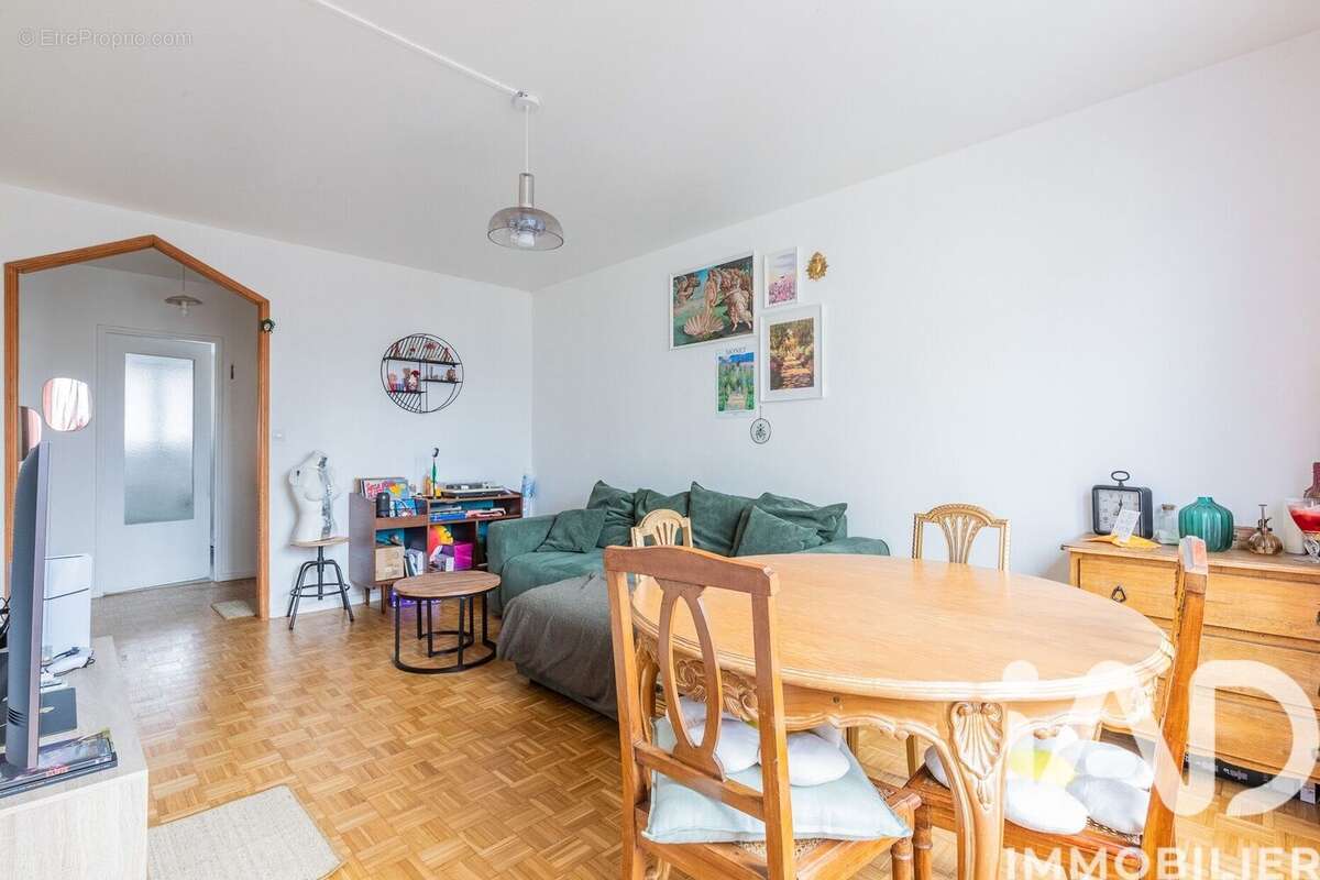 Photo 6 - Appartement à BOISSY-SAINT-LEGER