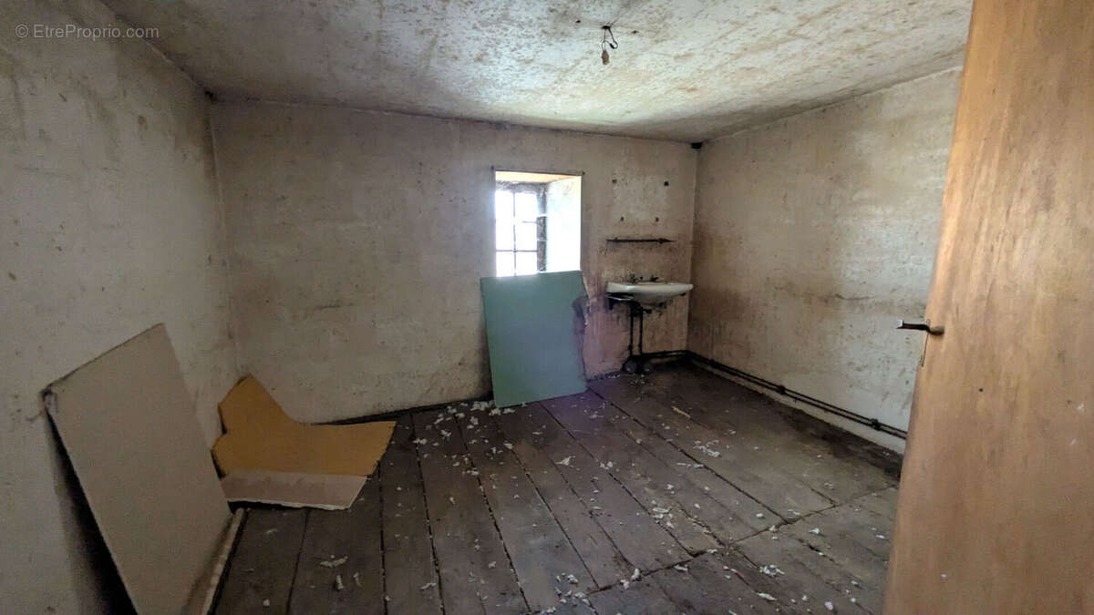 Appartement à USSON-DU-POITOU