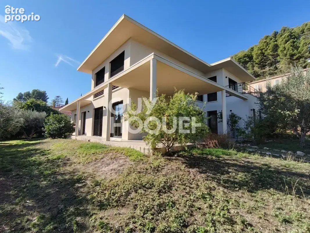 Beaumes-de-Venise - Villa d'architecte de 180 m², 3 chambres, Jardin, Garage, Piscinable - photo 3