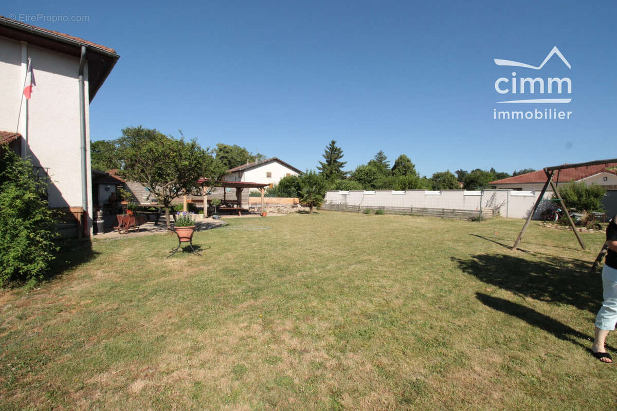Maison 151 m² à Marcilloles  - photo 7