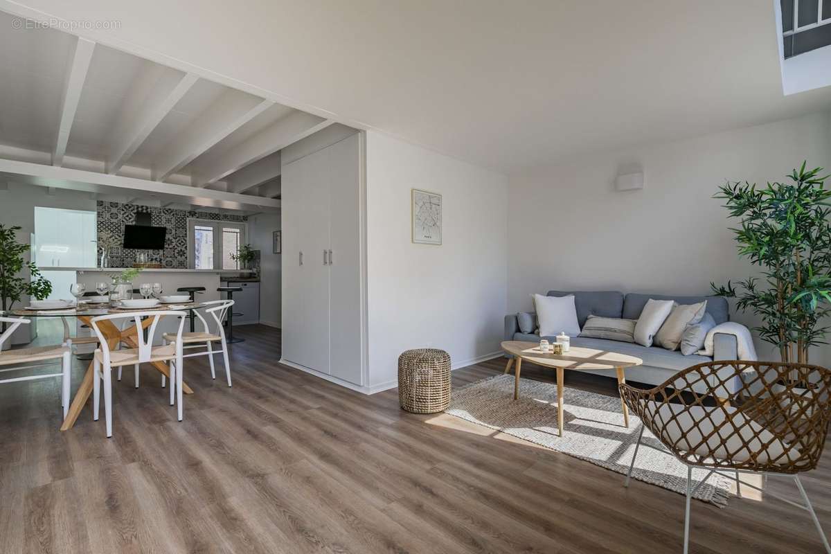 Appartement à BORDEAUX