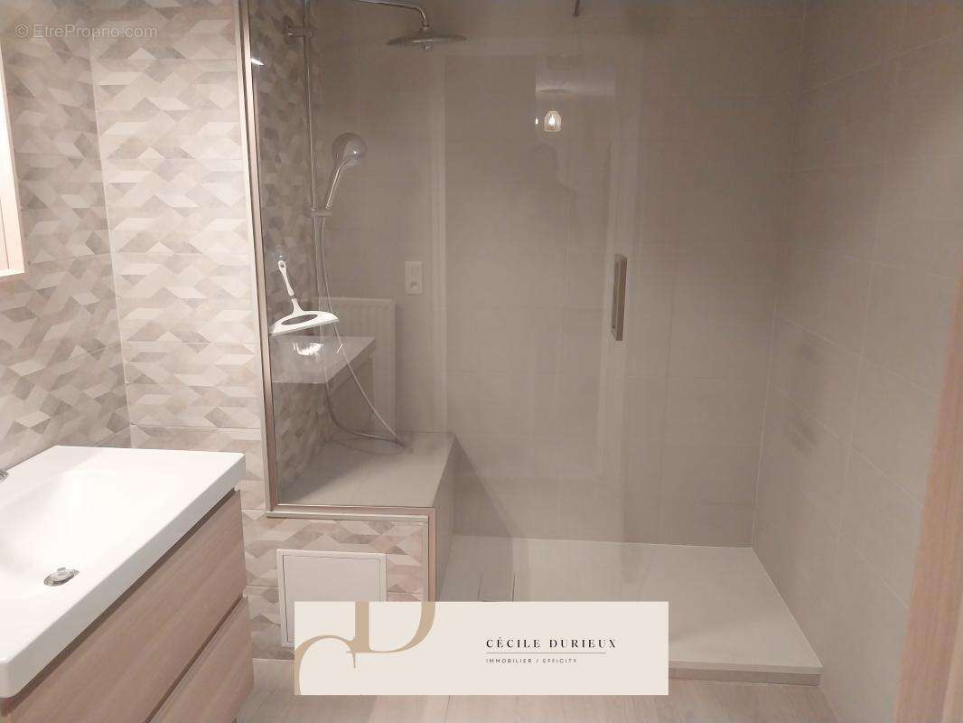 Appartement à LYON-6E