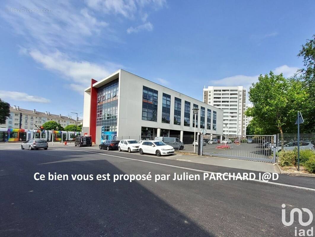 Photo 1 - Commerce à ANGERS