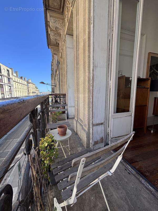 Appartement à BORDEAUX