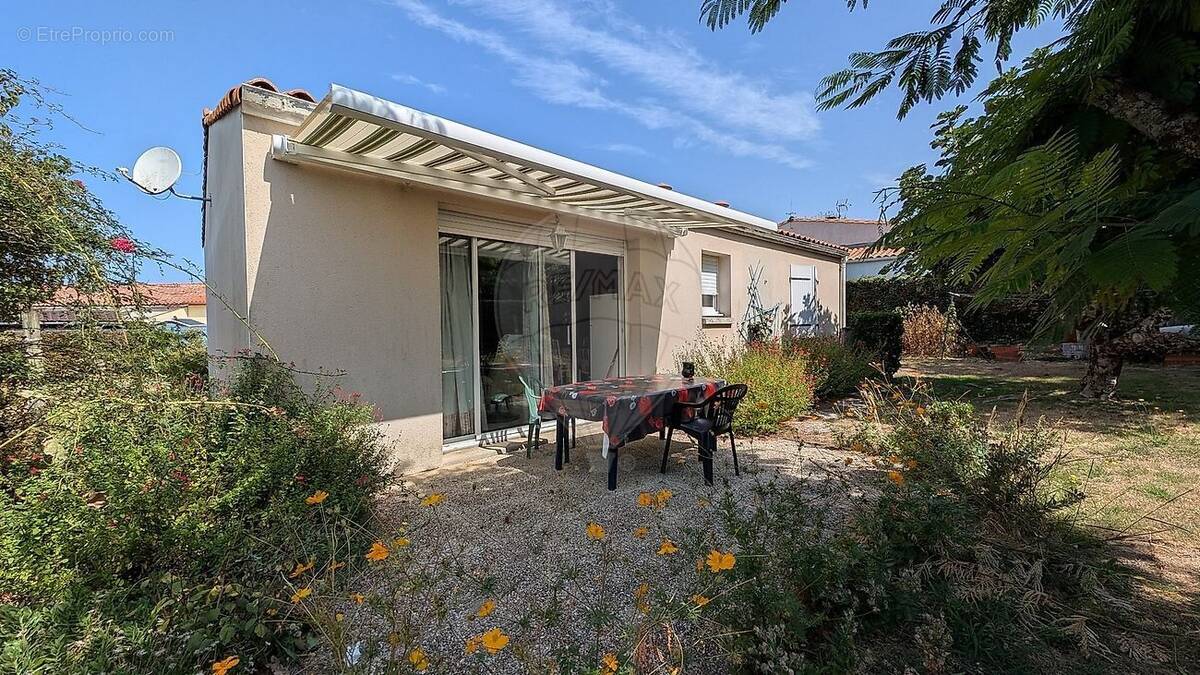 Maison à LES MATHES