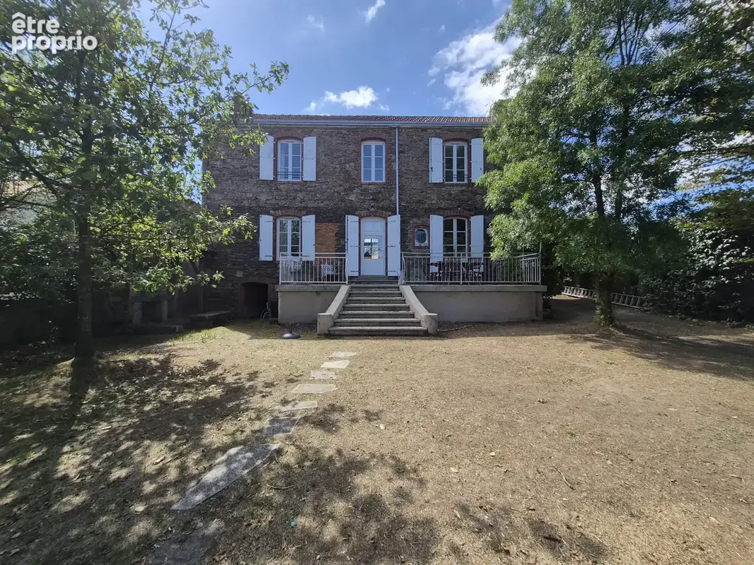 Maison à NESMY