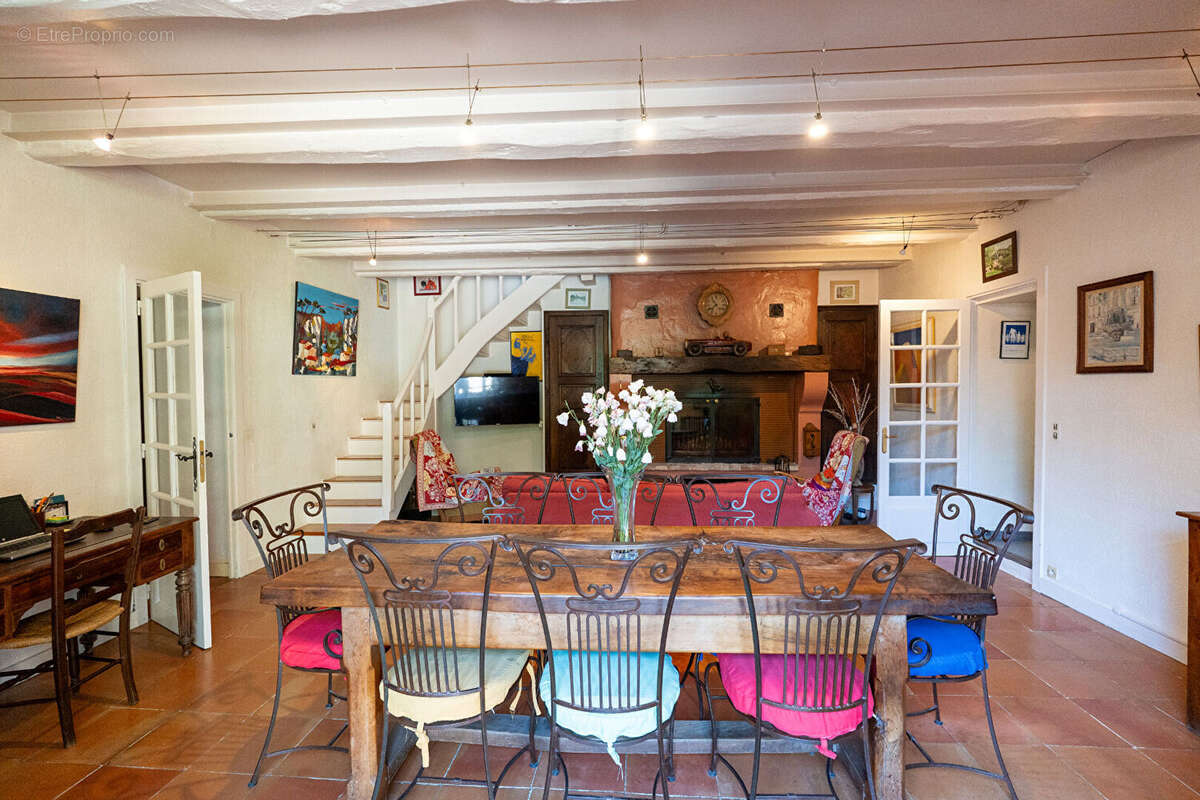 Maison à BOUC-BEL-AIR