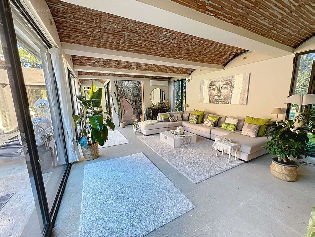 Maison à VILLENEUVE-LES-AVIGNON