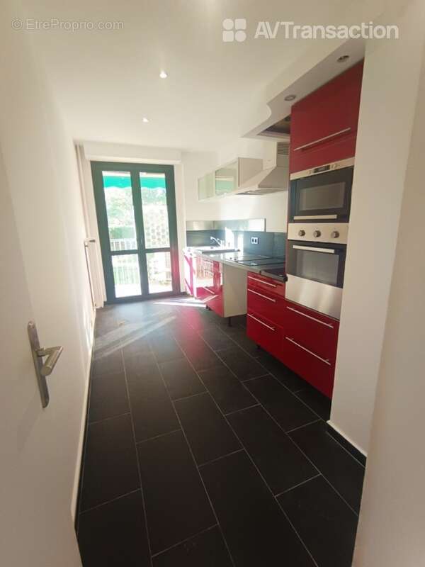 Appartement à MARSEILLE-8E