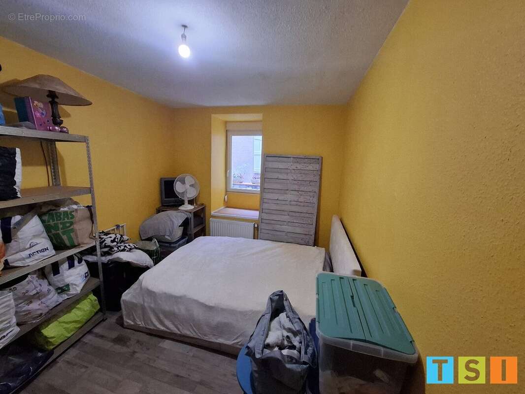 Maison à MONTREJEAU