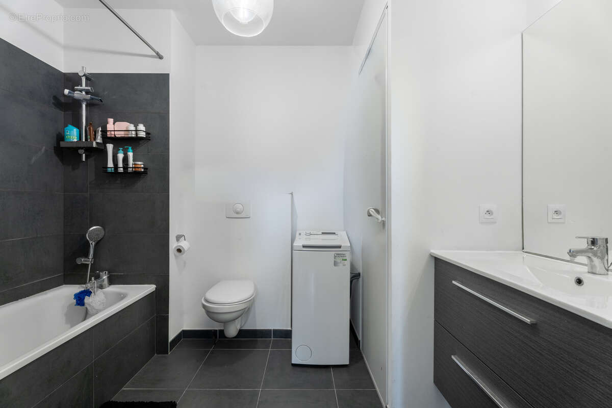 Appartement à MARSEILLE-12E