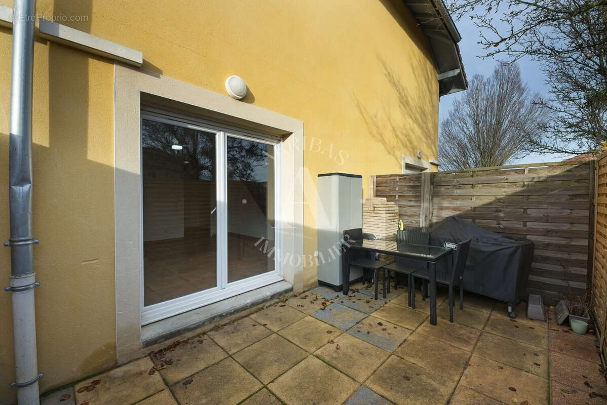 Maison à PREVESSIN-MOENS