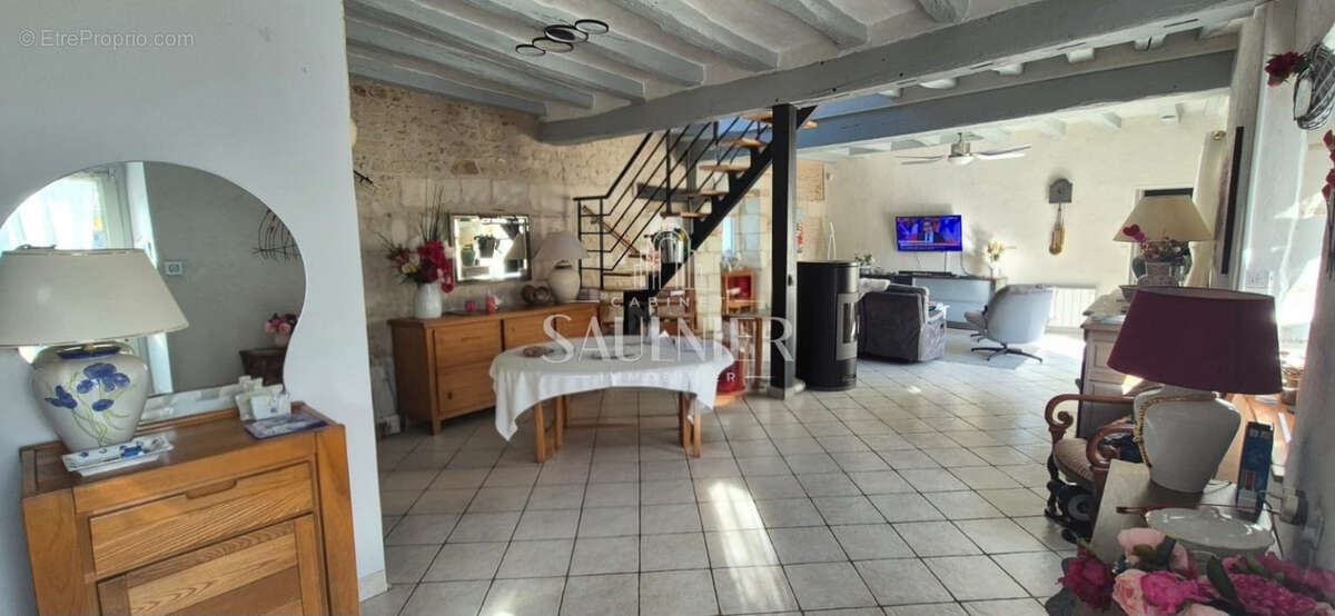Maison à CIVRAY-DE-TOURAINE