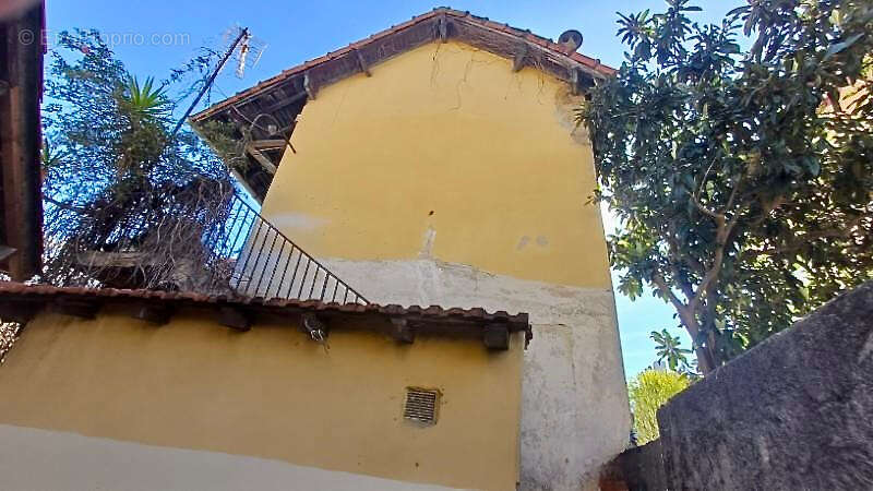 Cagnes sur mer - maison ancienne - photo 3