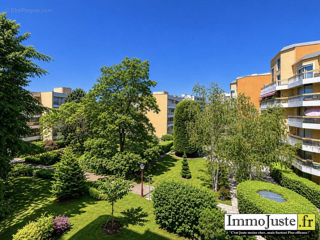 Appartement à ELANCOURT