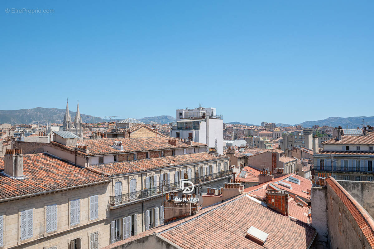 Appartement à MARSEILLE-1E