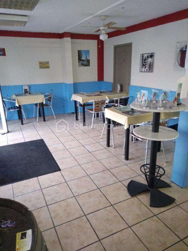 Commerce à MONTESCOT