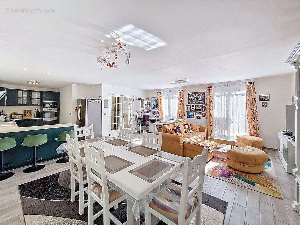 Maison à MAGNY-EN-VEXIN