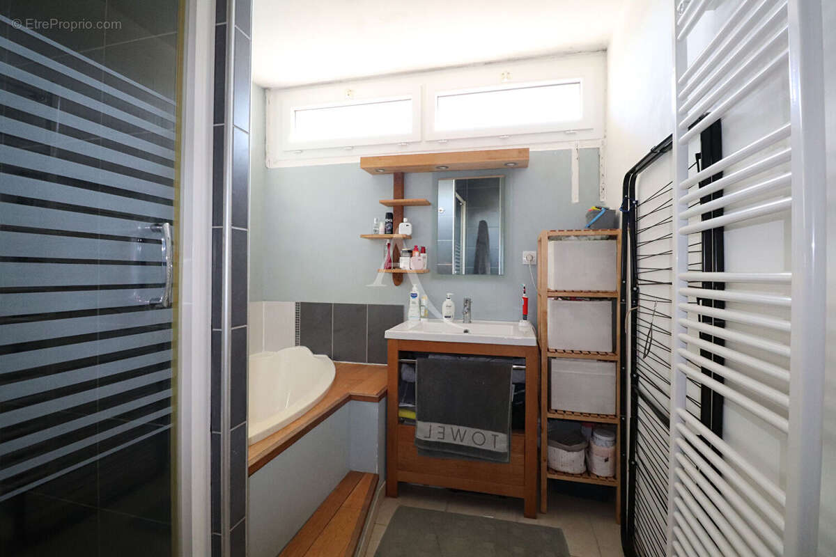 Appartement à SAINT-CYR-L'ECOLE