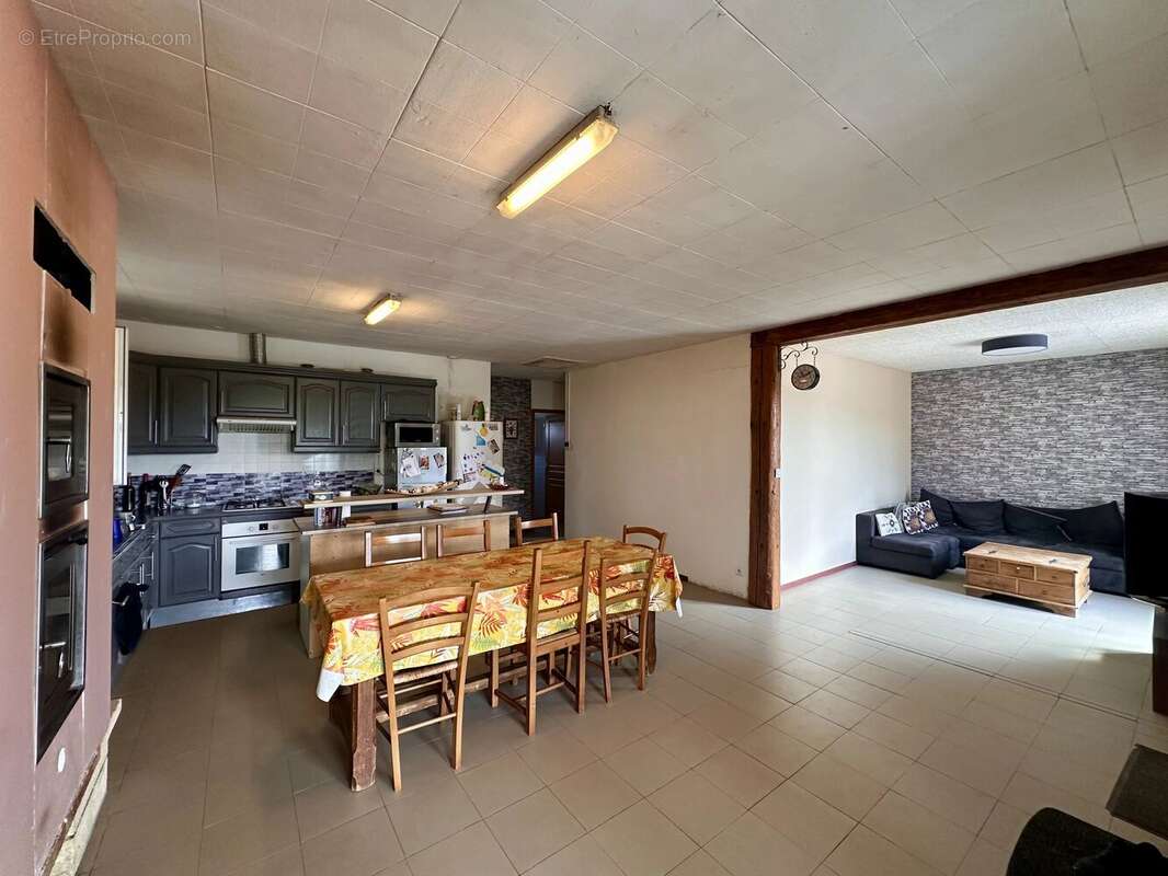 Maison de plain-pied avec studio, grange et vue campagne - photo 3