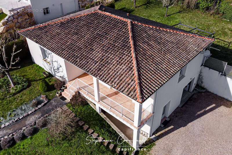 Maison à SAINT-ASTIER