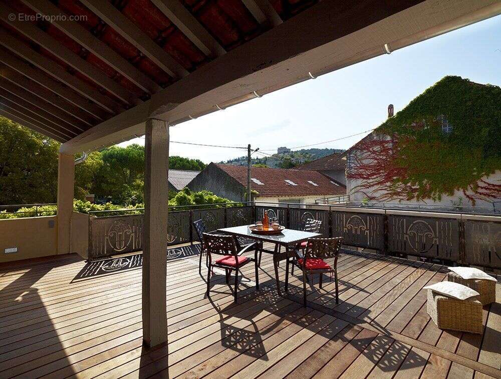 Appartement à VAISON-LA-ROMAINE