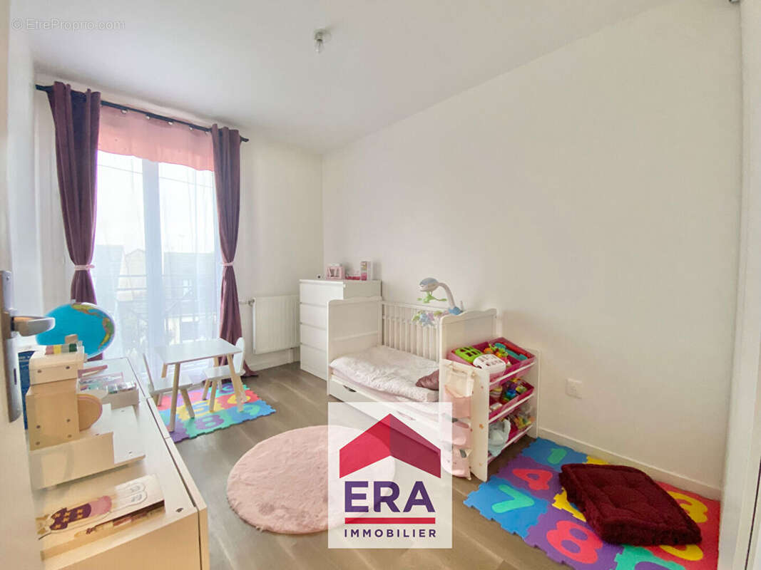 Appartement à SARTROUVILLE