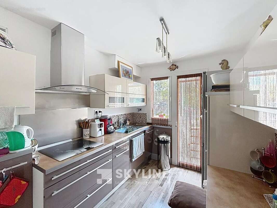 Appartement 69 m² à Marseille-15e  - photo 4