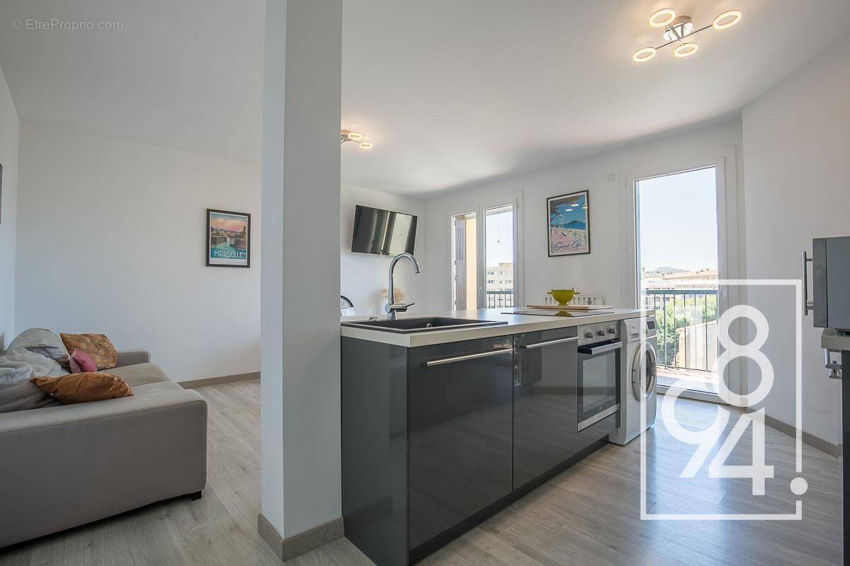 Appartement à MARSEILLE-5E