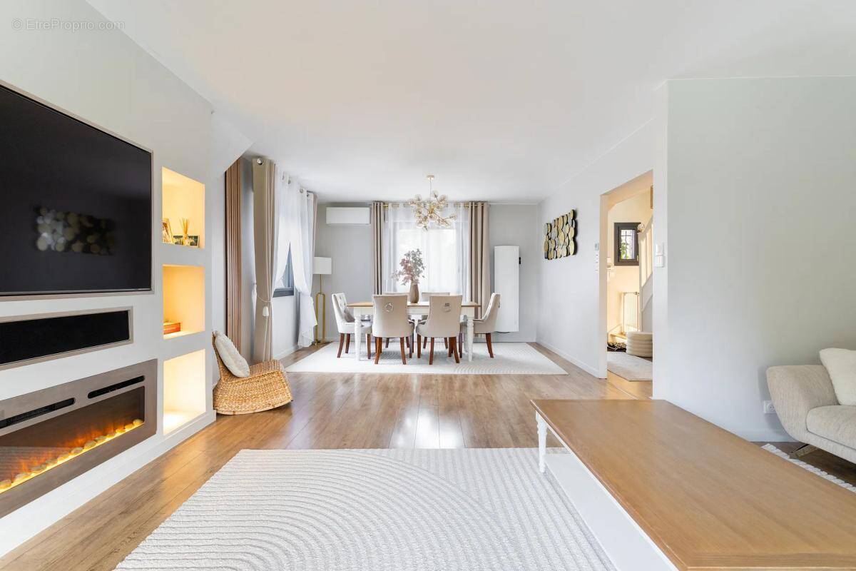 Maison à FACHES-THUMESNIL