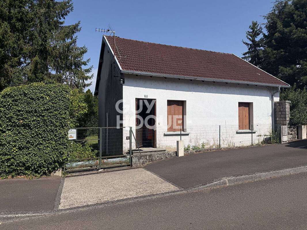 Maison 3 pièces 40 m² · à Navenne · 39,6 m² · 55 000 €