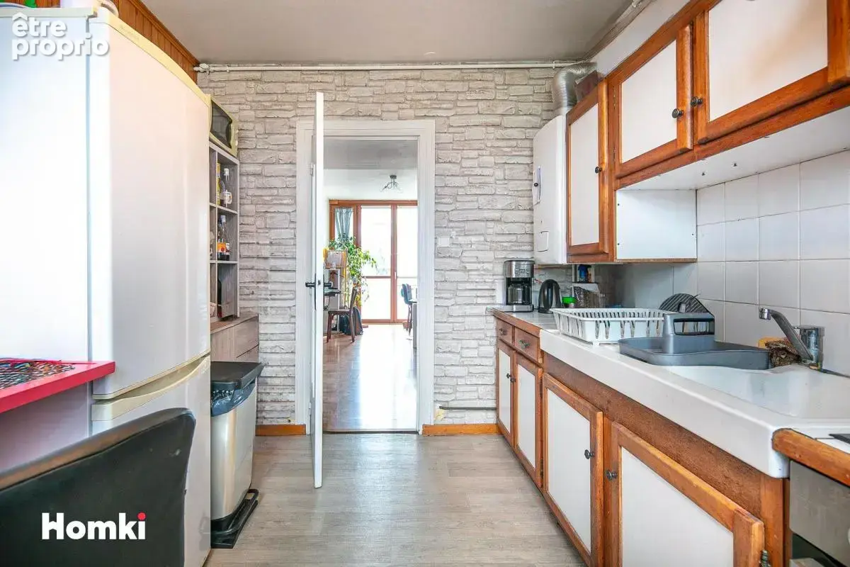 Appartement T4 de 82 m² à Saint-Martin-d'Hères 38400, Rue Saint-Exupéry - photo 3