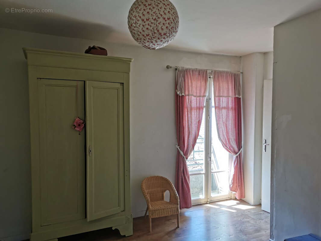 Maison à SAINT-PONS-DE-THOMIERES