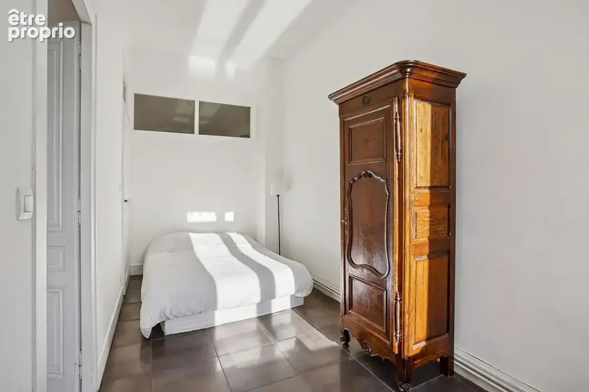 Appartement charmant type T3/T4 de 98 m2 avec une jolie vue dégagée et sans vis à vis à Caluire et cuire - photo 9