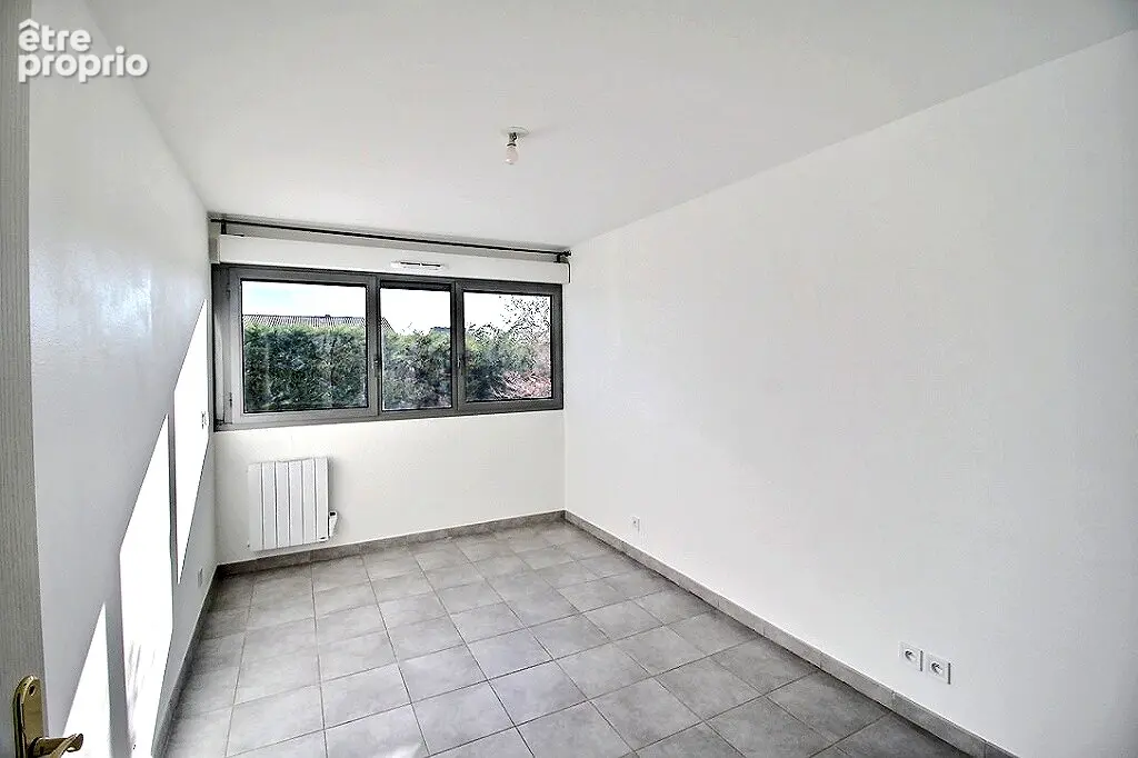 Monteux  appartement t3 avec terrasse, garage fermé et parking - photo 6