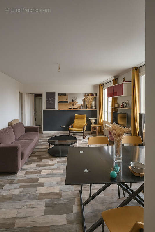 Appartement à AUBERVILLIERS