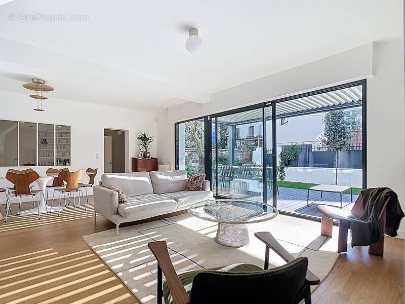 Maison à ASNIERES-SUR-SEINE