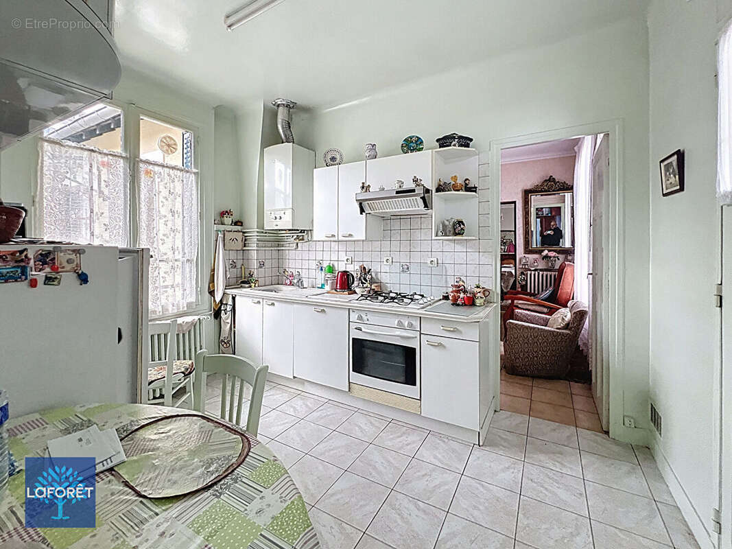 Maison à CORBEIL-ESSONNES