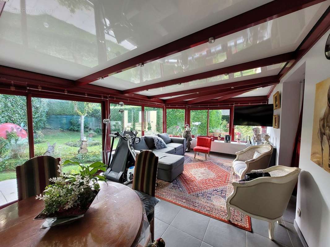 Maison à SAINT-HILAIRE-LE-CHATEL