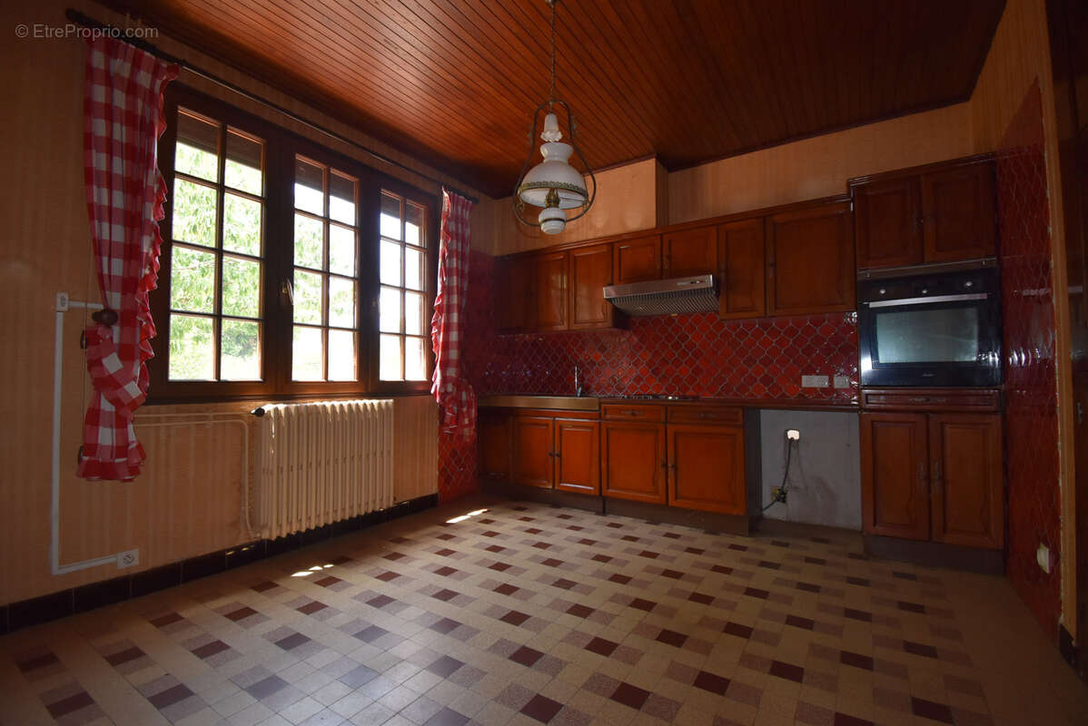 AUTERIVE (31190) Maison de ville 7 pièces 280 m2 - photo 3