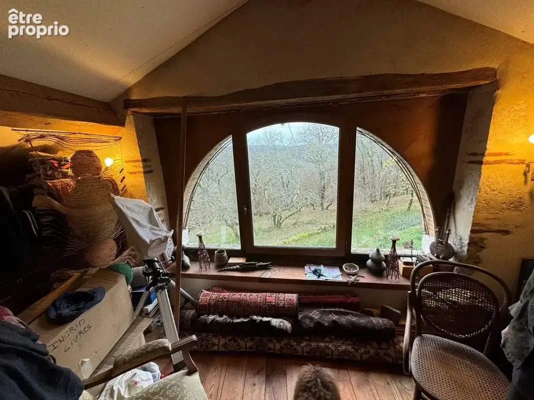 Ensemble immobilier en pierre avec 15 ha de terrain. - photo 11