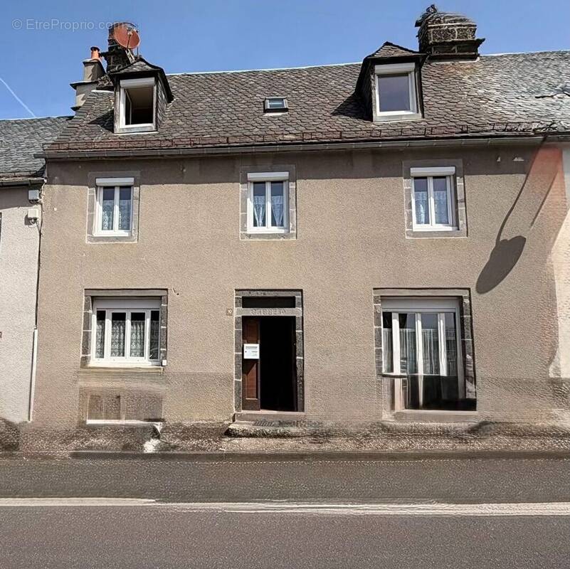 Maison à PIERREFORT