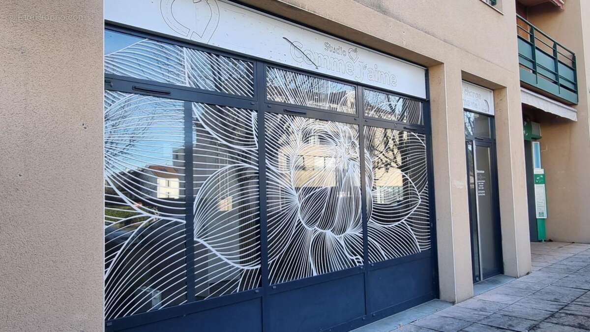 Commerce à AMBERIEU-EN-BUGEY