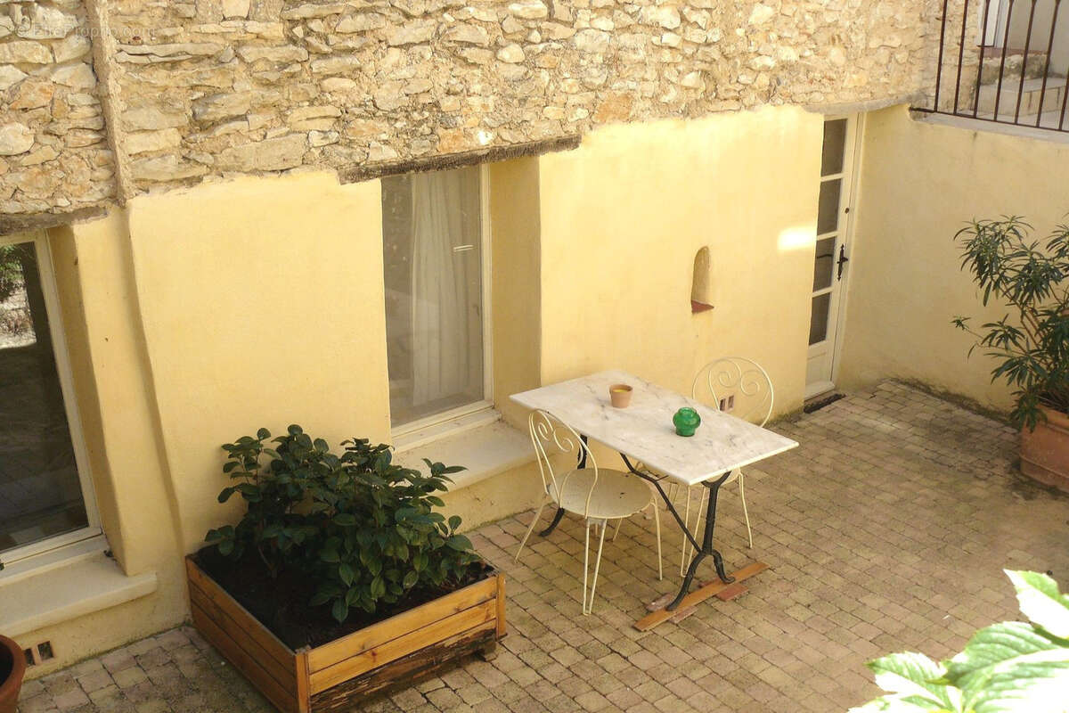Maison à LIOUX