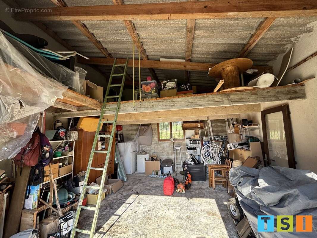 Maison à SAINT-MARCET