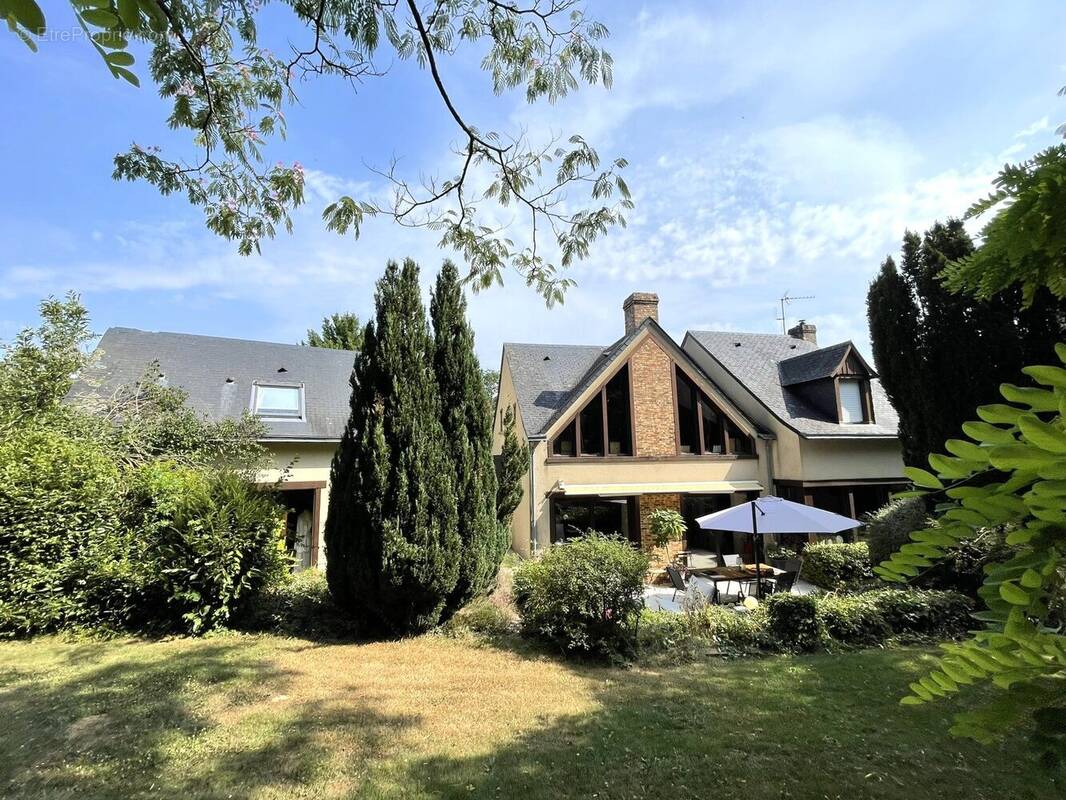 Maison à MAYENNE