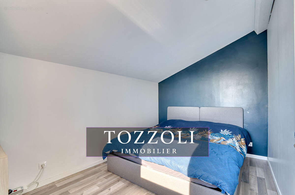 Maison à SAINT-QUENTIN-FALLAVIER