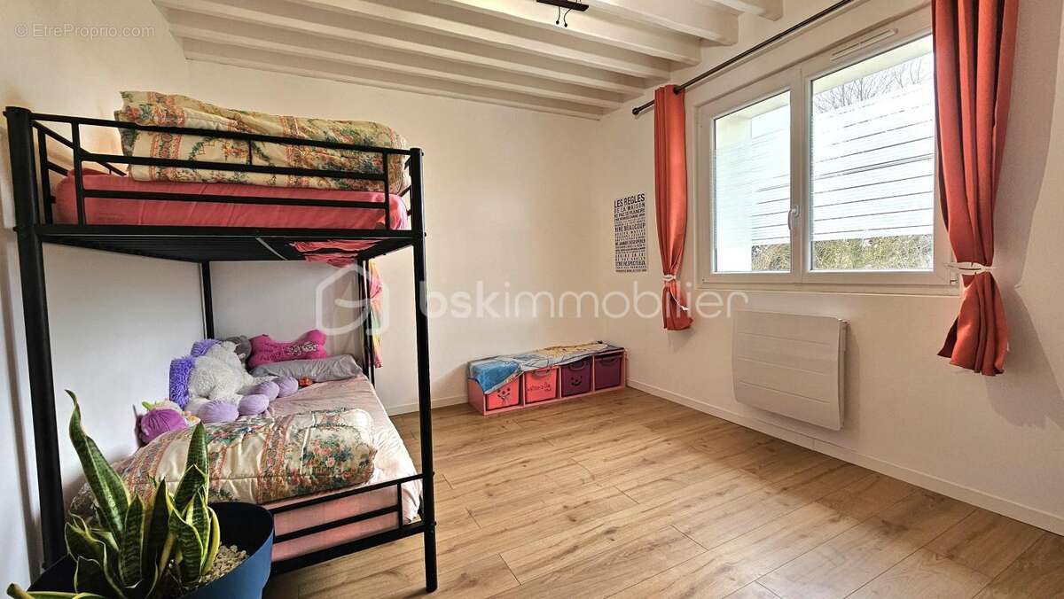 Maison à QUINCY-VOISINS