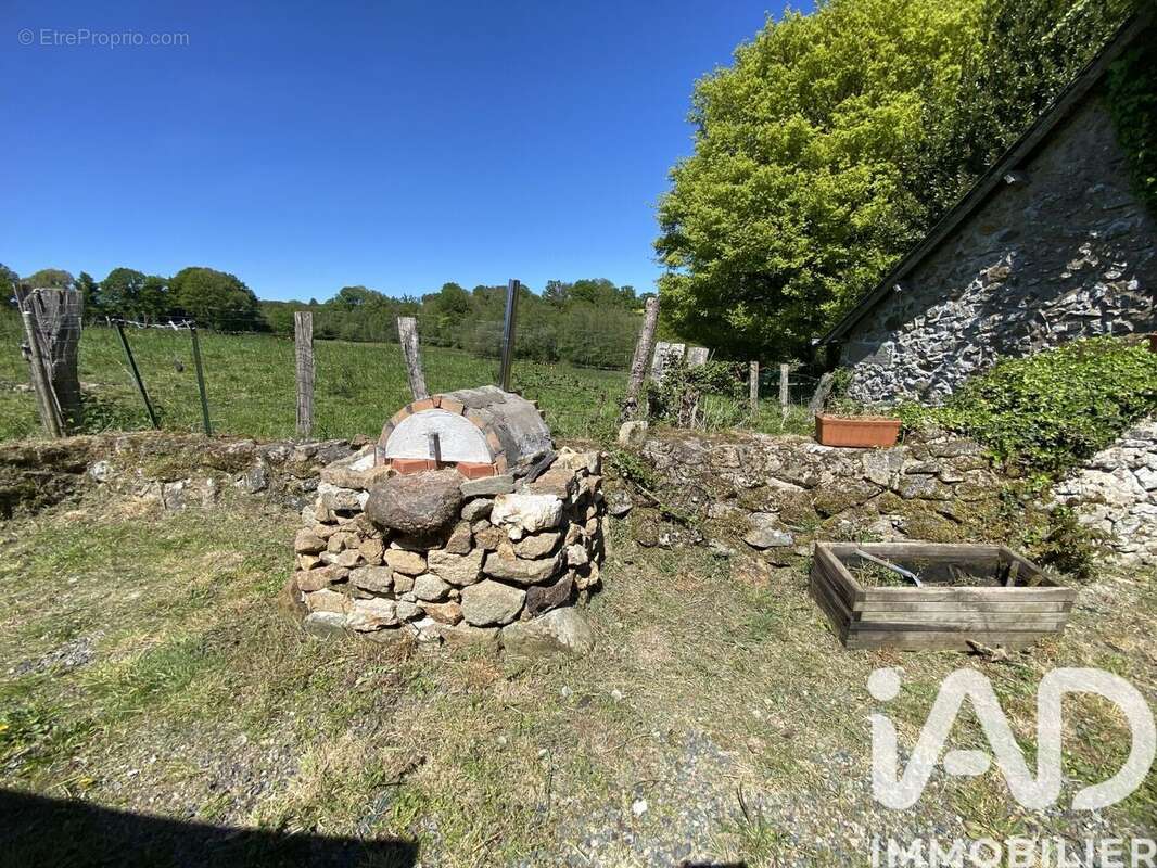 Maison 70 m² à Saint-Pierre-Sur-Orthe  - photo 4
