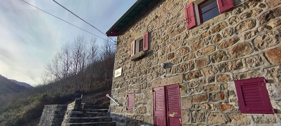 Maison à LE CHAMBON